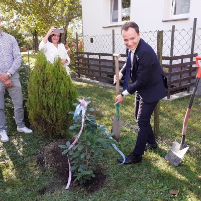 Ursynów. Uroczyste ślubowanie i pasowanie na ucznia